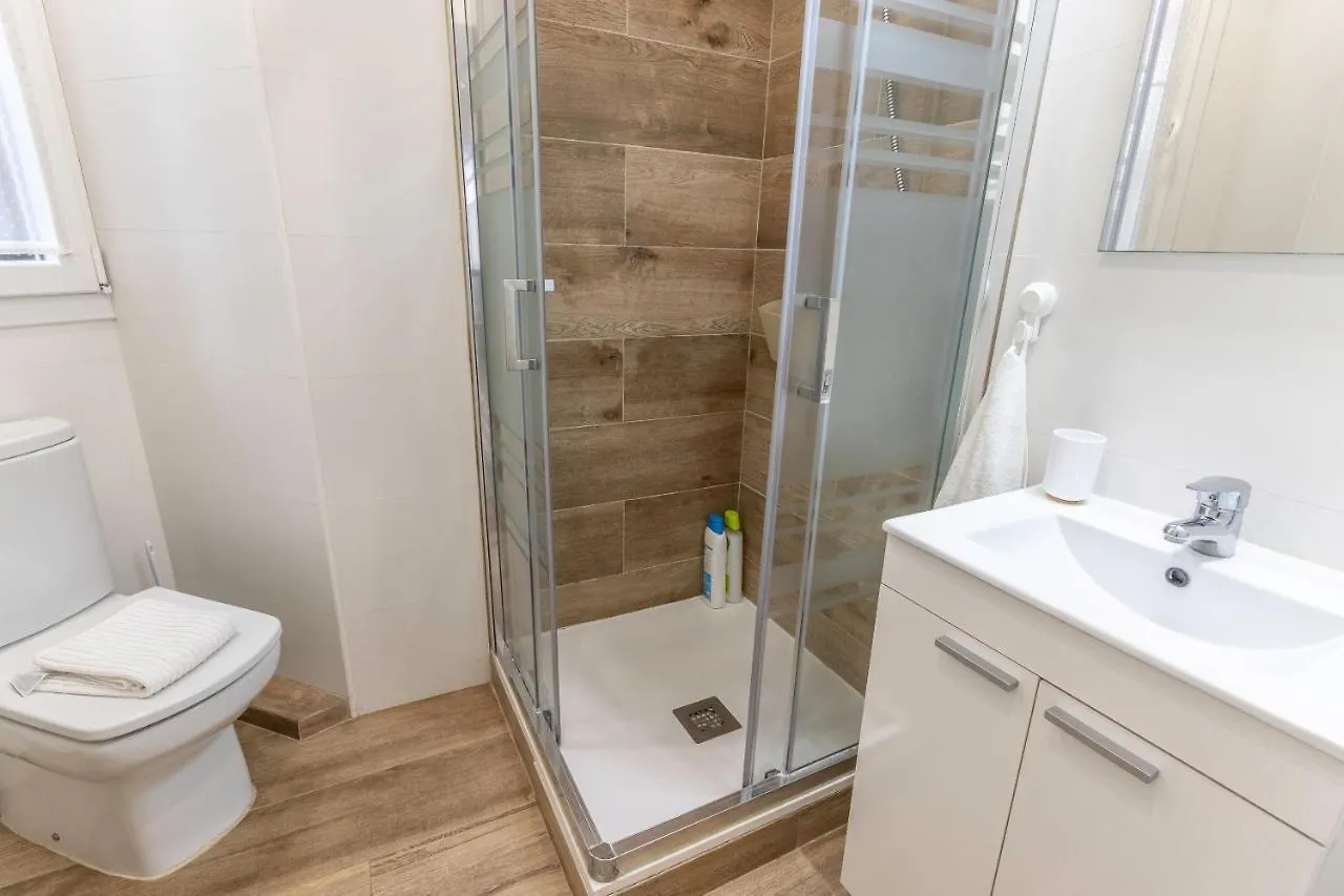 Apartamento Piso Reformado En Bilbao Centro 0*,